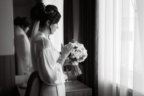 How to establish a non-profit organization in the UK and what are the tax exemptions?